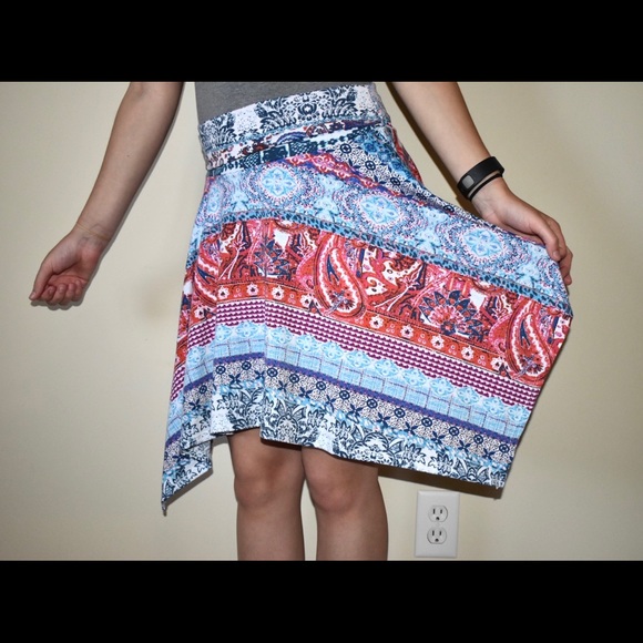 Patterned skirt - Picture 2 of 4